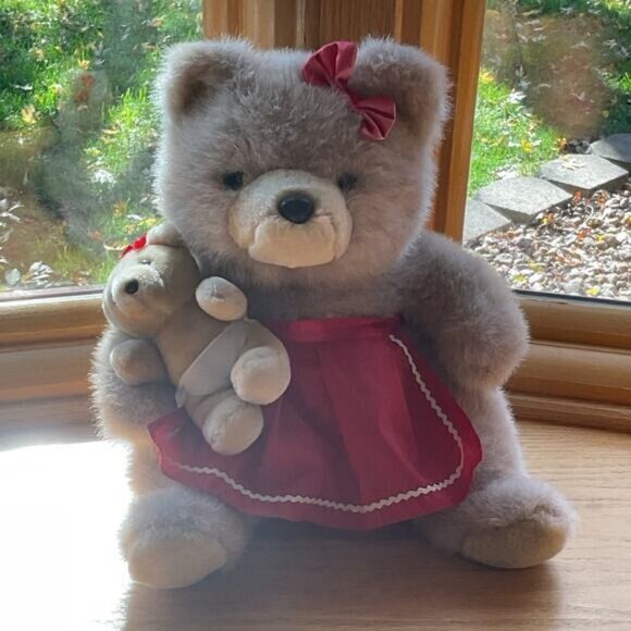 Shopco Cuddly Mother & Baby Bear Plush Set With Red Dress & Bows - Picture 3 of 8